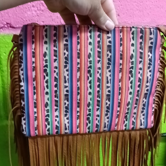 Fringed Multicolor Crossbody Bag - Picture 2 of 3